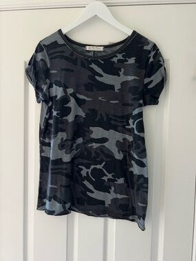 We The Free Black & Gray Camo Short Sleeve Tee